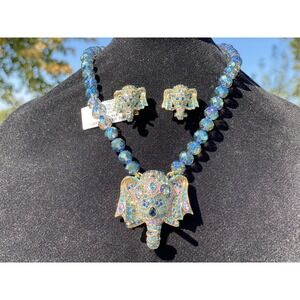 Authen NWT Heidi Daus "Exotic Elephant" Crystal Elephant Necklace & Earrings Set